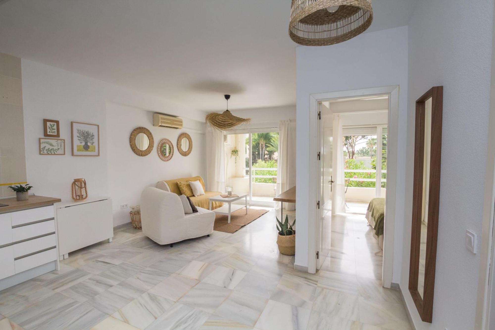 Sunstay Costa Lago Flat I توريمولينوس المظهر الخارجي الصورة
