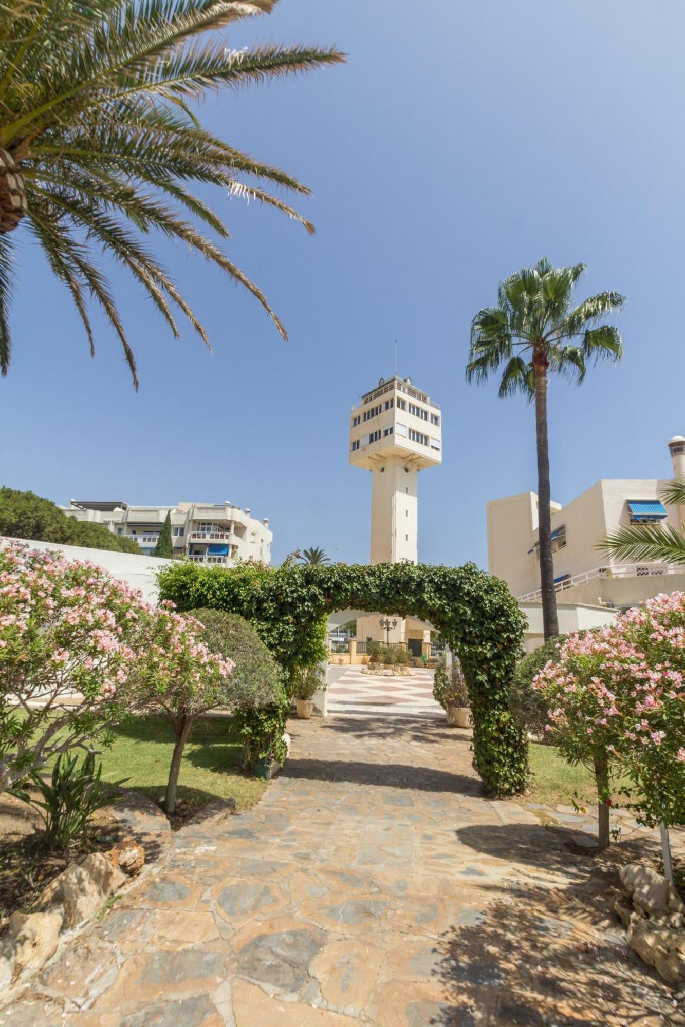 Sunstay Costa Lago Flat I توريمولينوس المظهر الخارجي الصورة