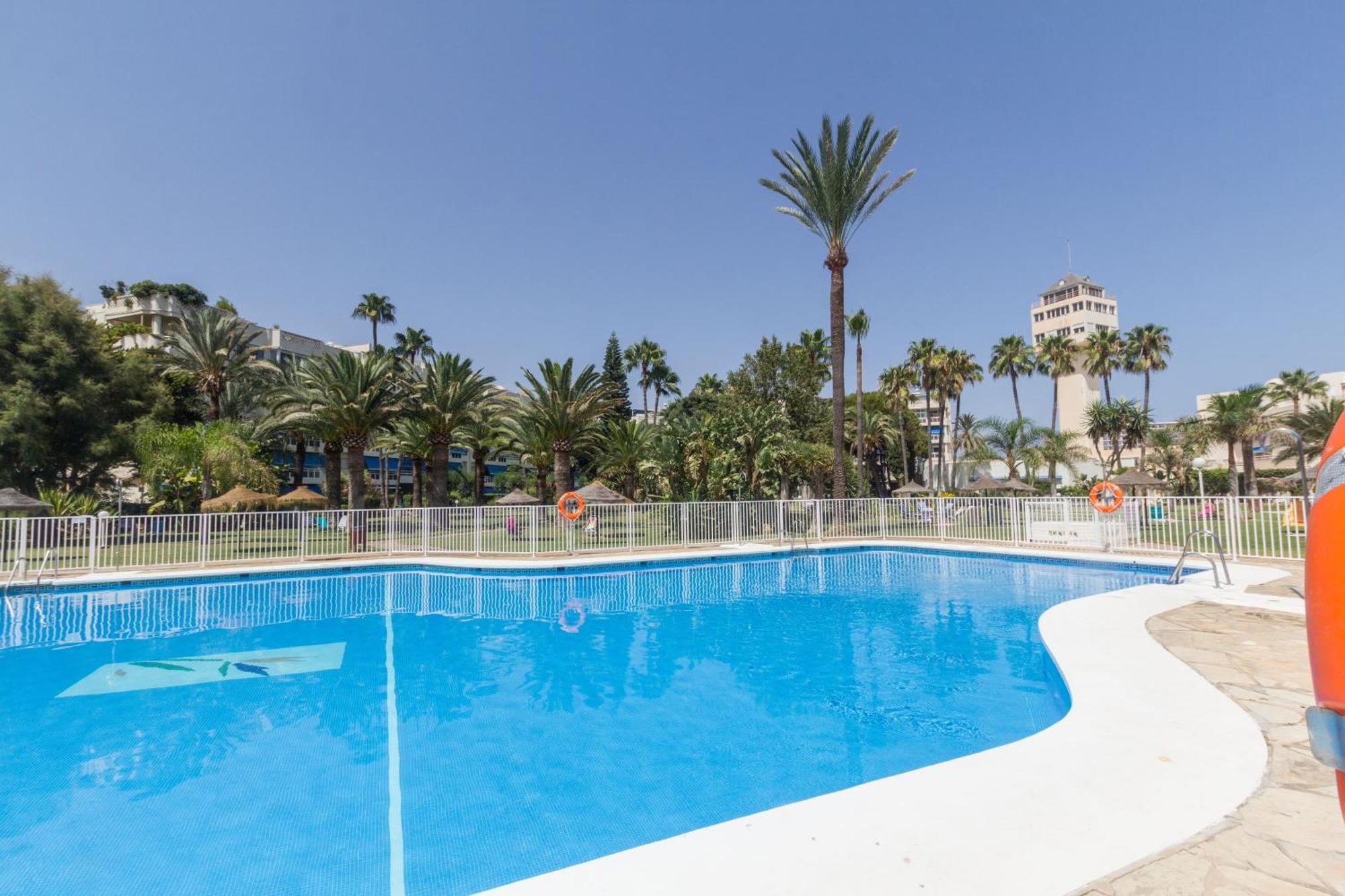 Sunstay Costa Lago Flat I توريمولينوس المظهر الخارجي الصورة
