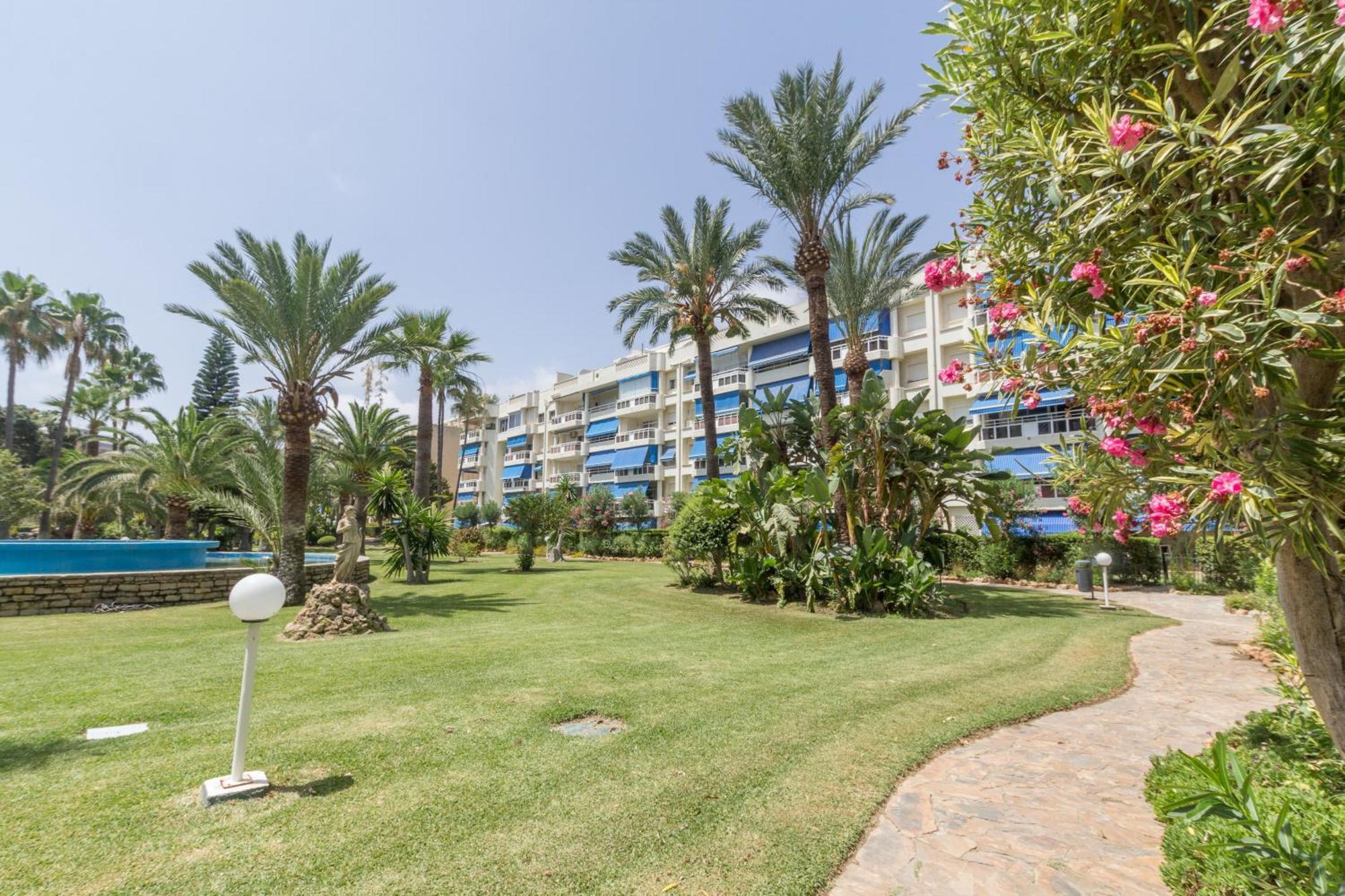 Sunstay Costa Lago Flat I توريمولينوس المظهر الخارجي الصورة